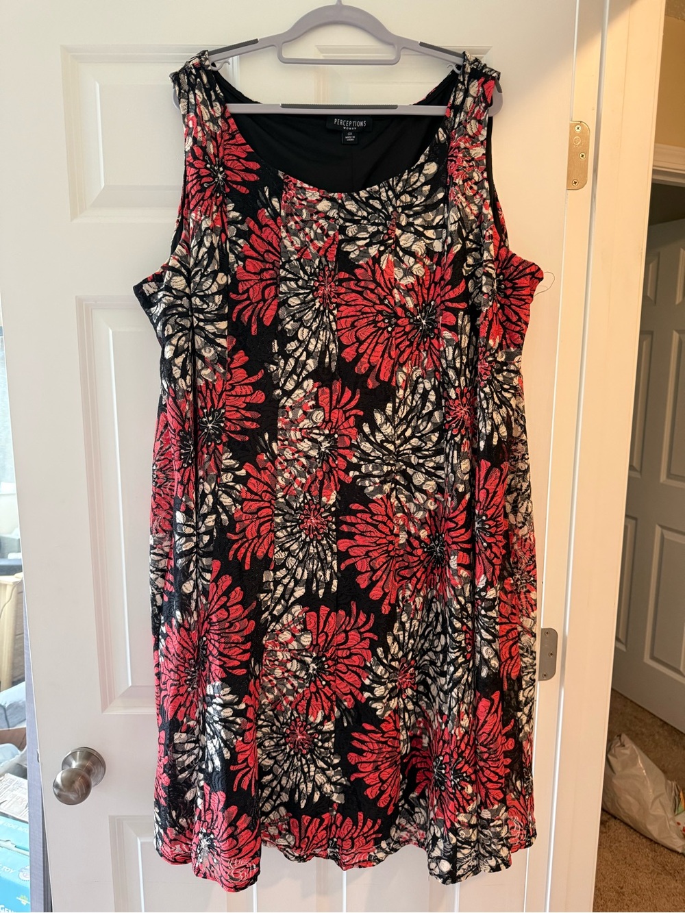 Perceptions Floral Sleeveless Shift Dress